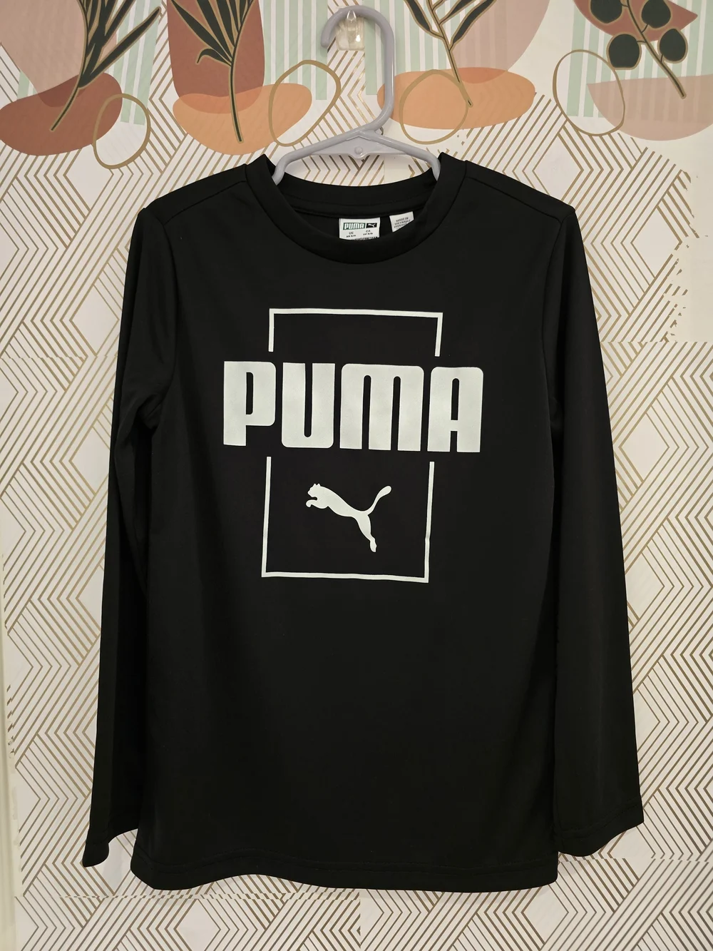 Puma Black Long-Sleeve Athletic T-Shirt